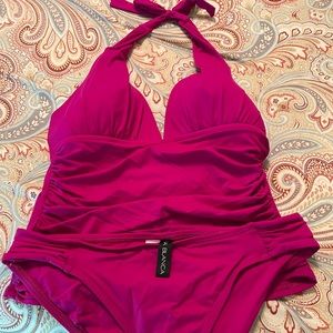 Hot pink tankini!👙